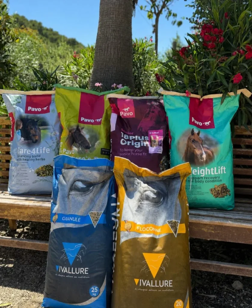 Aliments pour chevaux et basse-cour